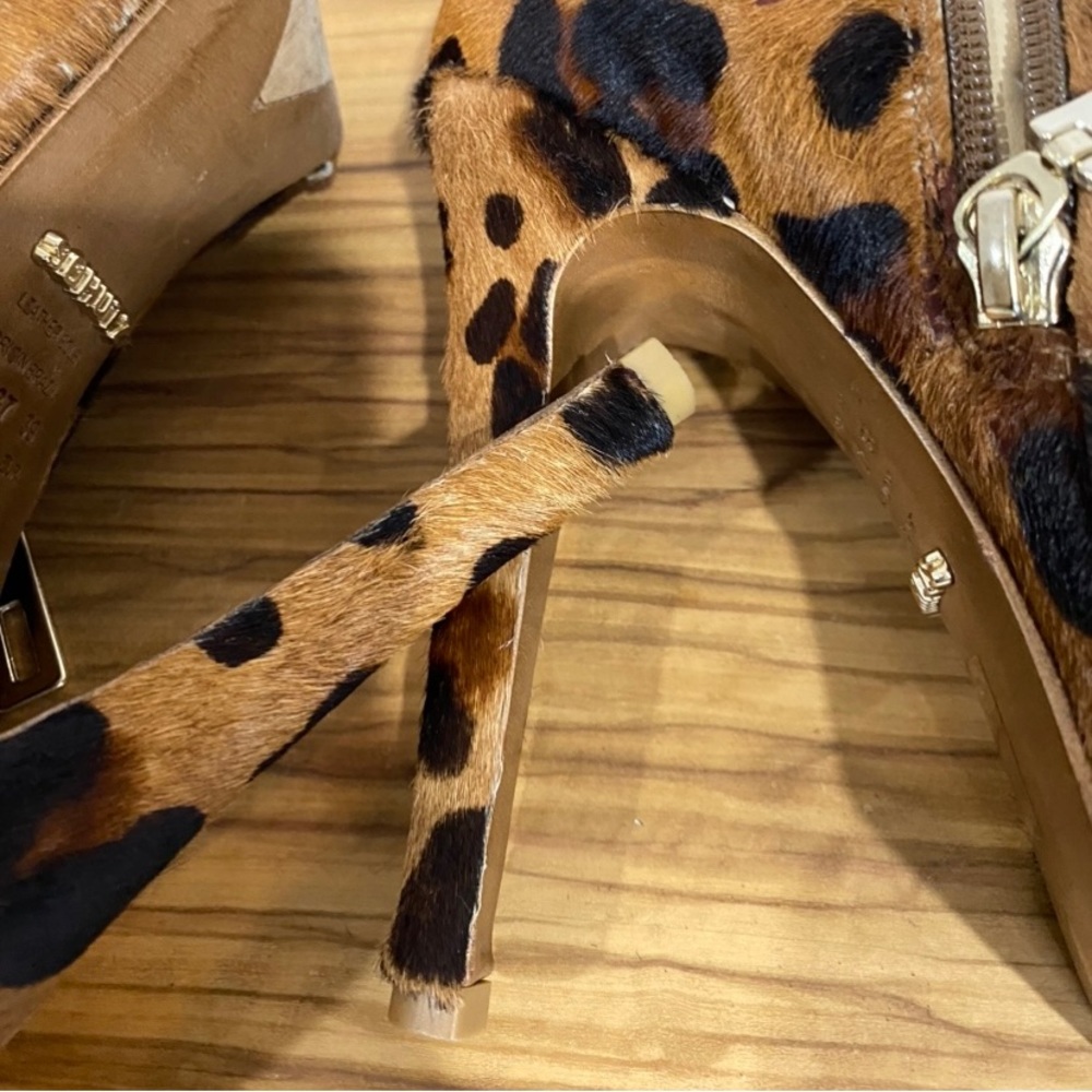 ! Schulz Sexy Leopard 🐆 5’ heel Boots-Size 8 - Picture 8 of 16